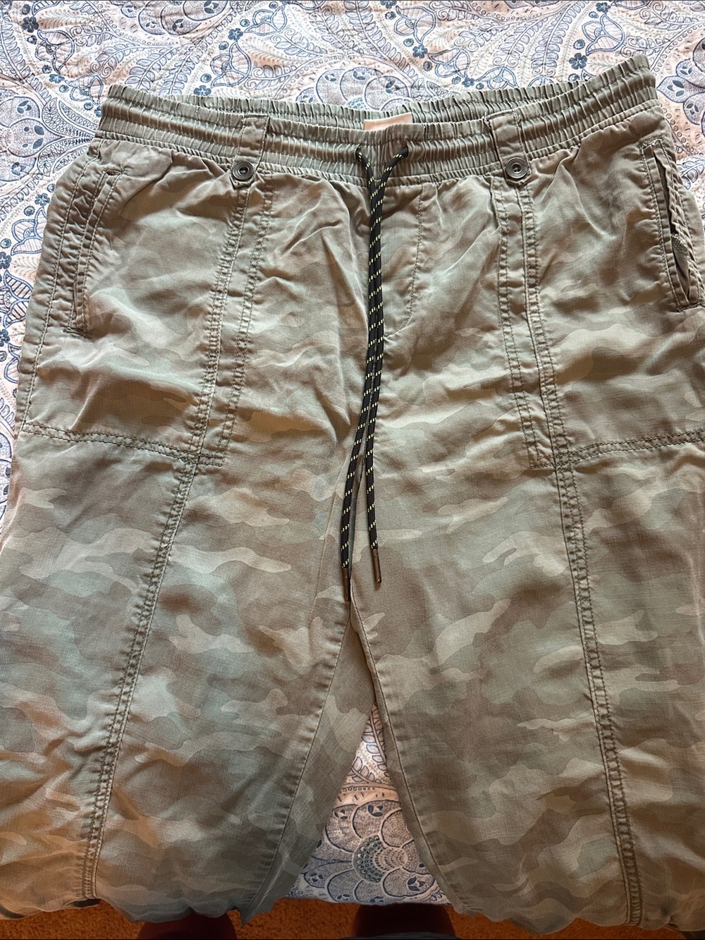 Knox Rose Men's Camo Drawstring Cargo Pants - Olive